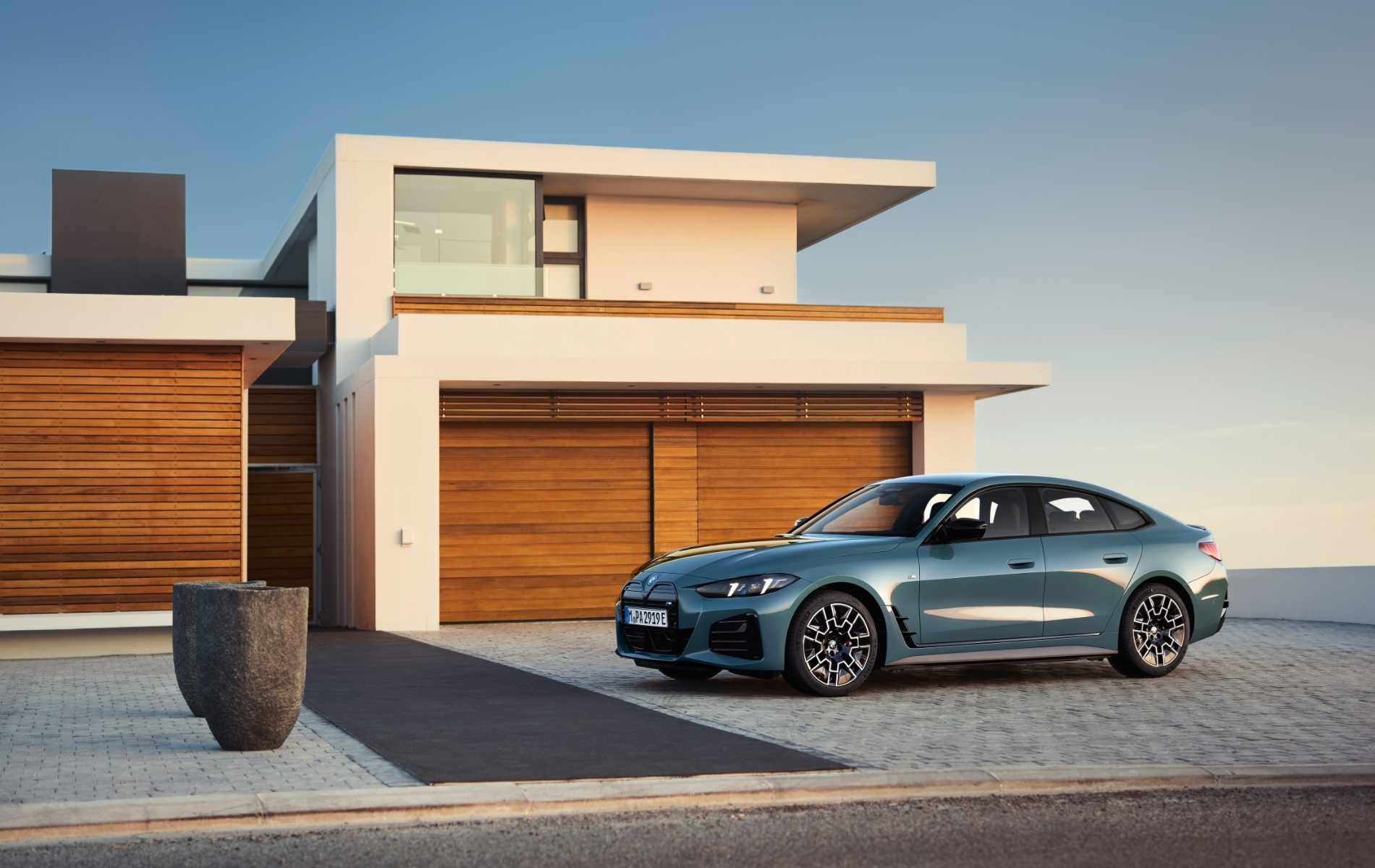 Exterior 2 2025 BMW i4 Efficient Charging